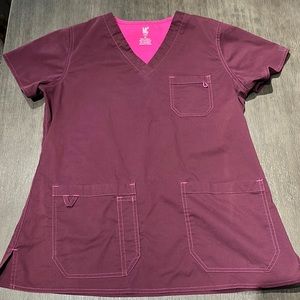 MC2 Scrub top with lots of pockets.